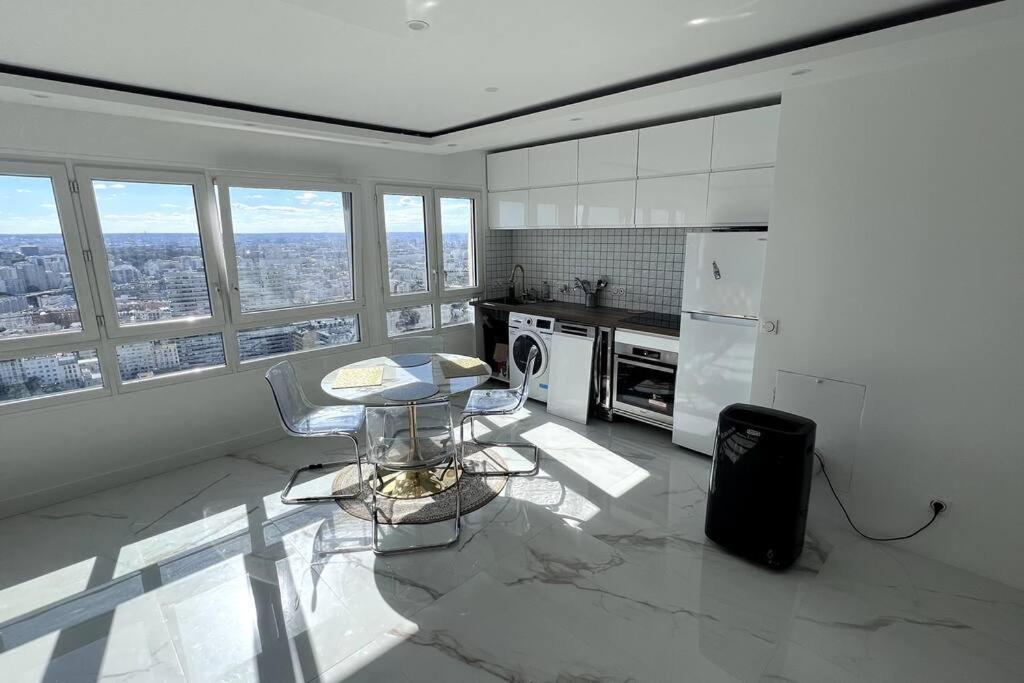 Nice Apartment With Amazing View Of Paris + Parking ภายนอก รูปภาพ