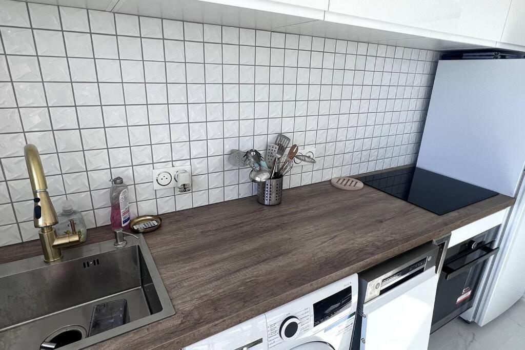 Nice Apartment With Amazing View Of Paris + Parking ภายนอก รูปภาพ
