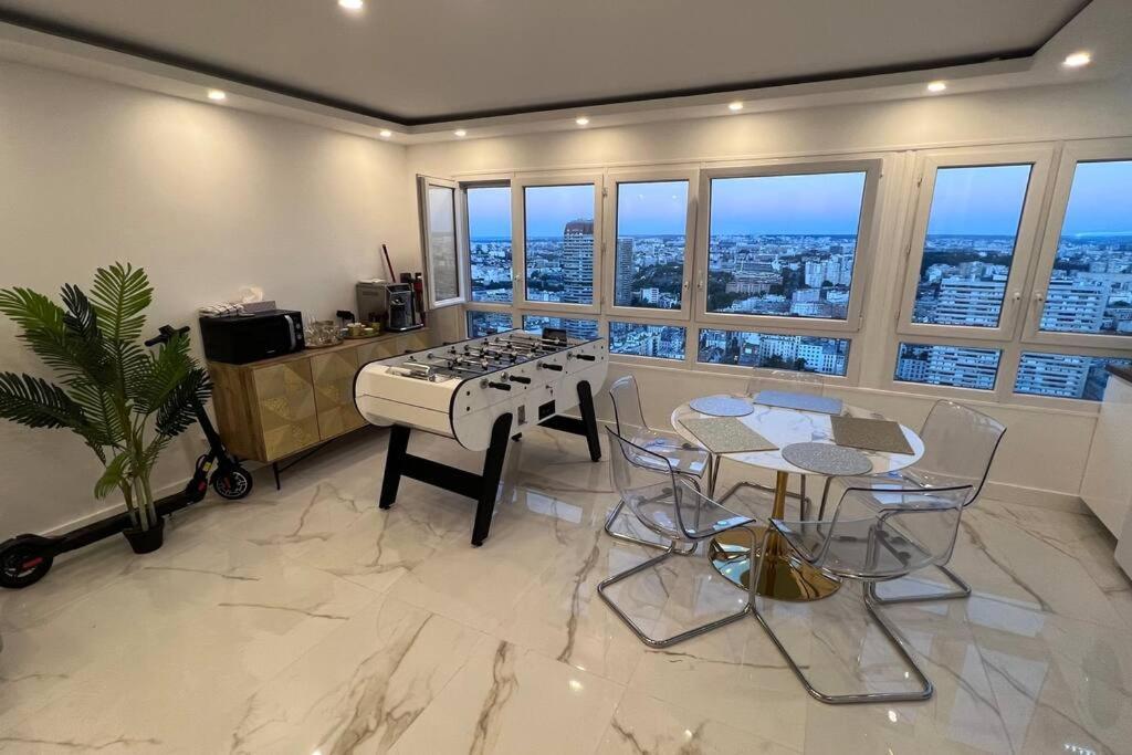 Nice Apartment With Amazing View Of Paris + Parking ภายนอก รูปภาพ