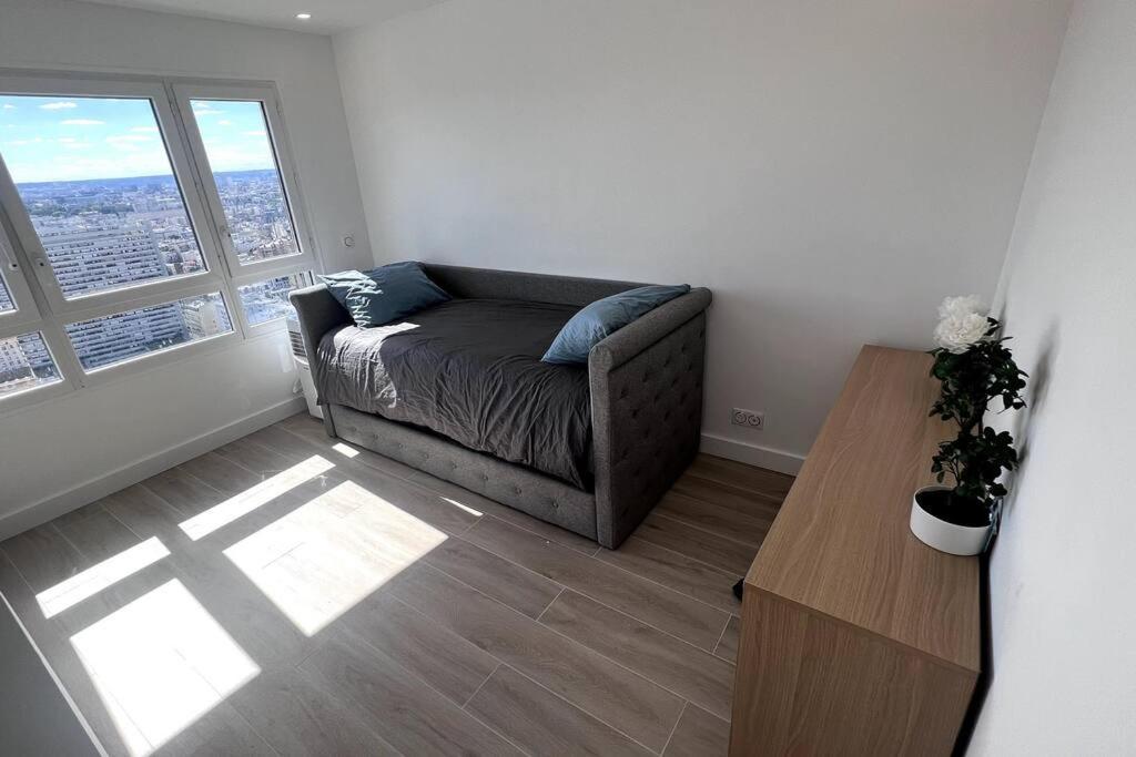 Nice Apartment With Amazing View Of Paris + Parking ภายนอก รูปภาพ
