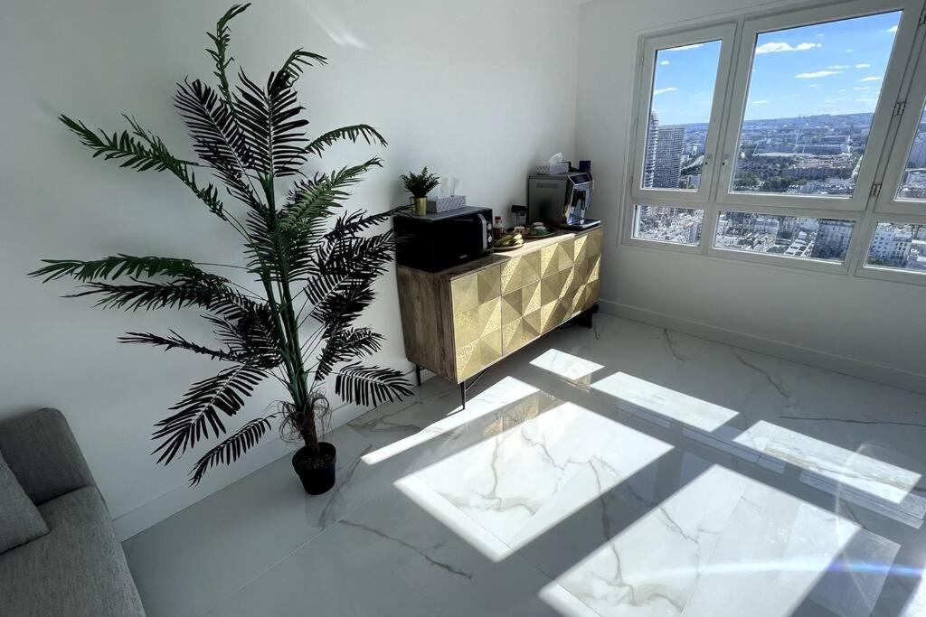 Nice Apartment With Amazing View Of Paris + Parking ภายนอก รูปภาพ